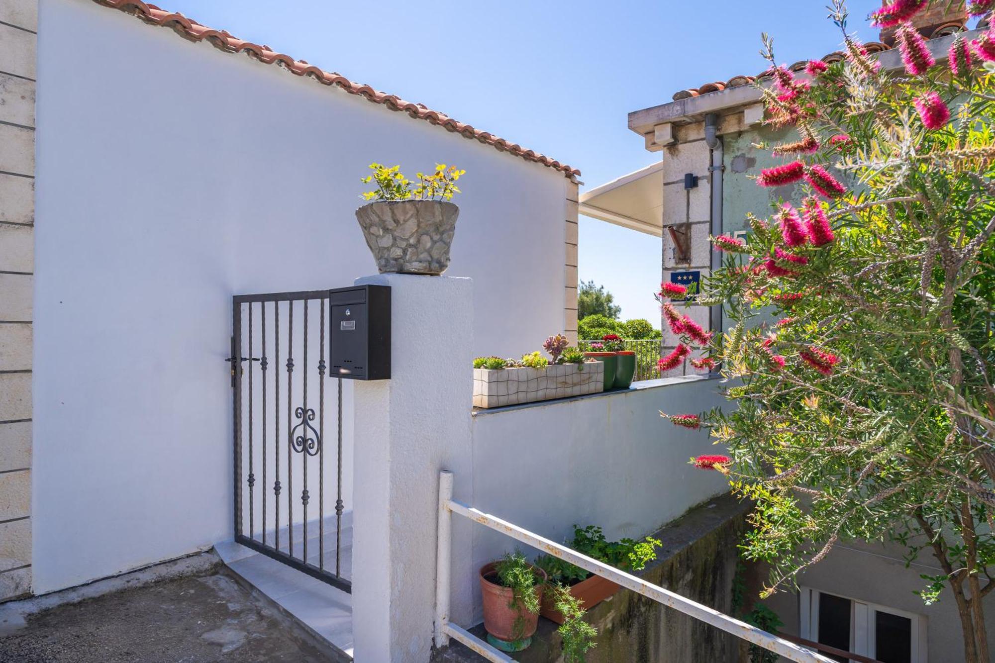 Anmarie With Free Parking Apartment Dubrovnik Ngoại thất bức ảnh
